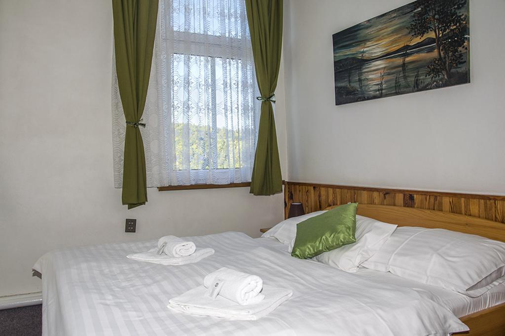Hotel Garni Belveder Грженско Екстер'єр фото
