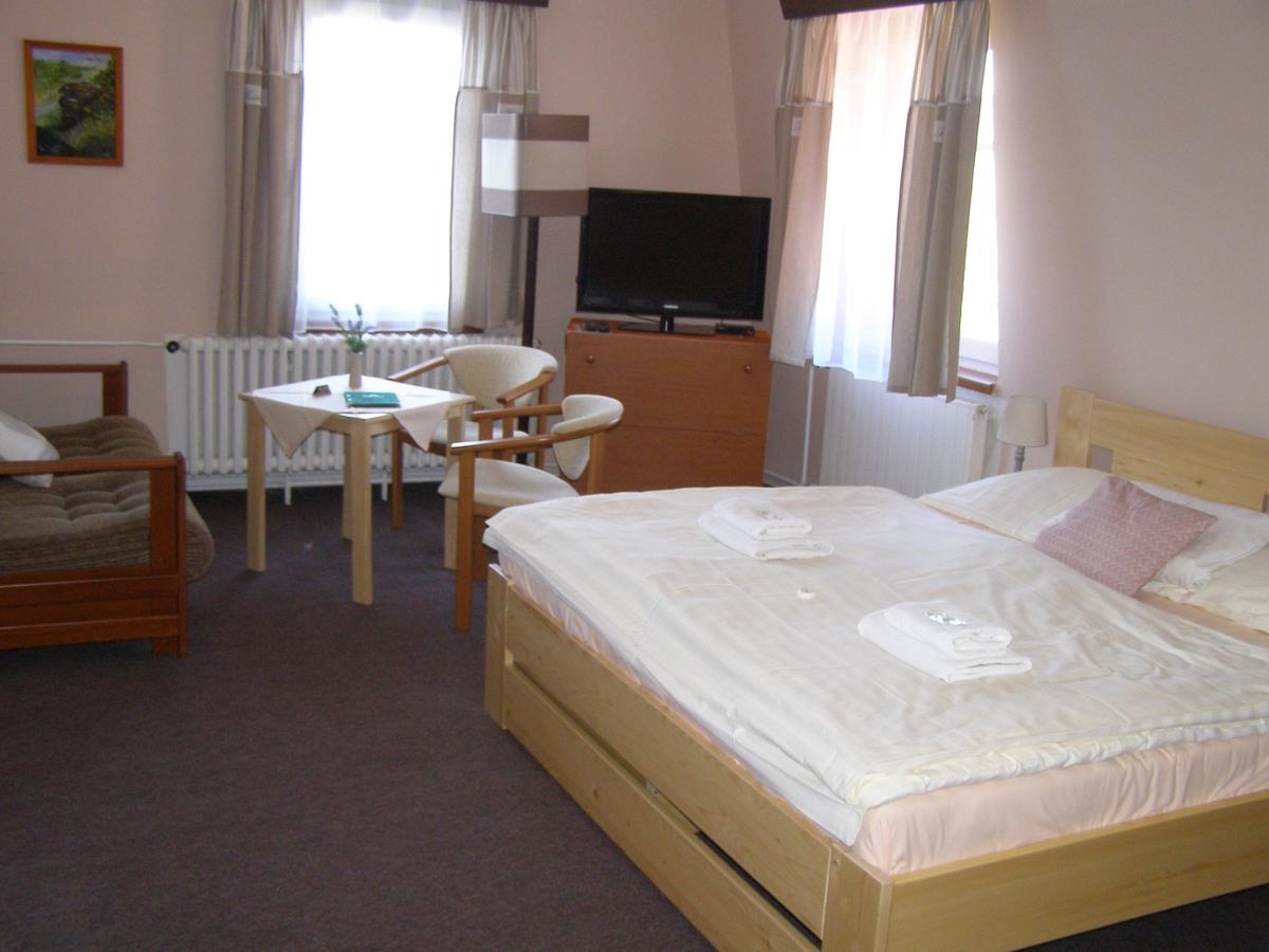 Hotel Garni Belveder Грженско Екстер'єр фото